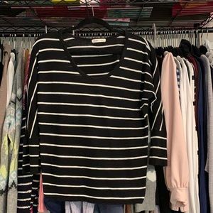 Old navy small 3/4 sleeve top black white stripe tee